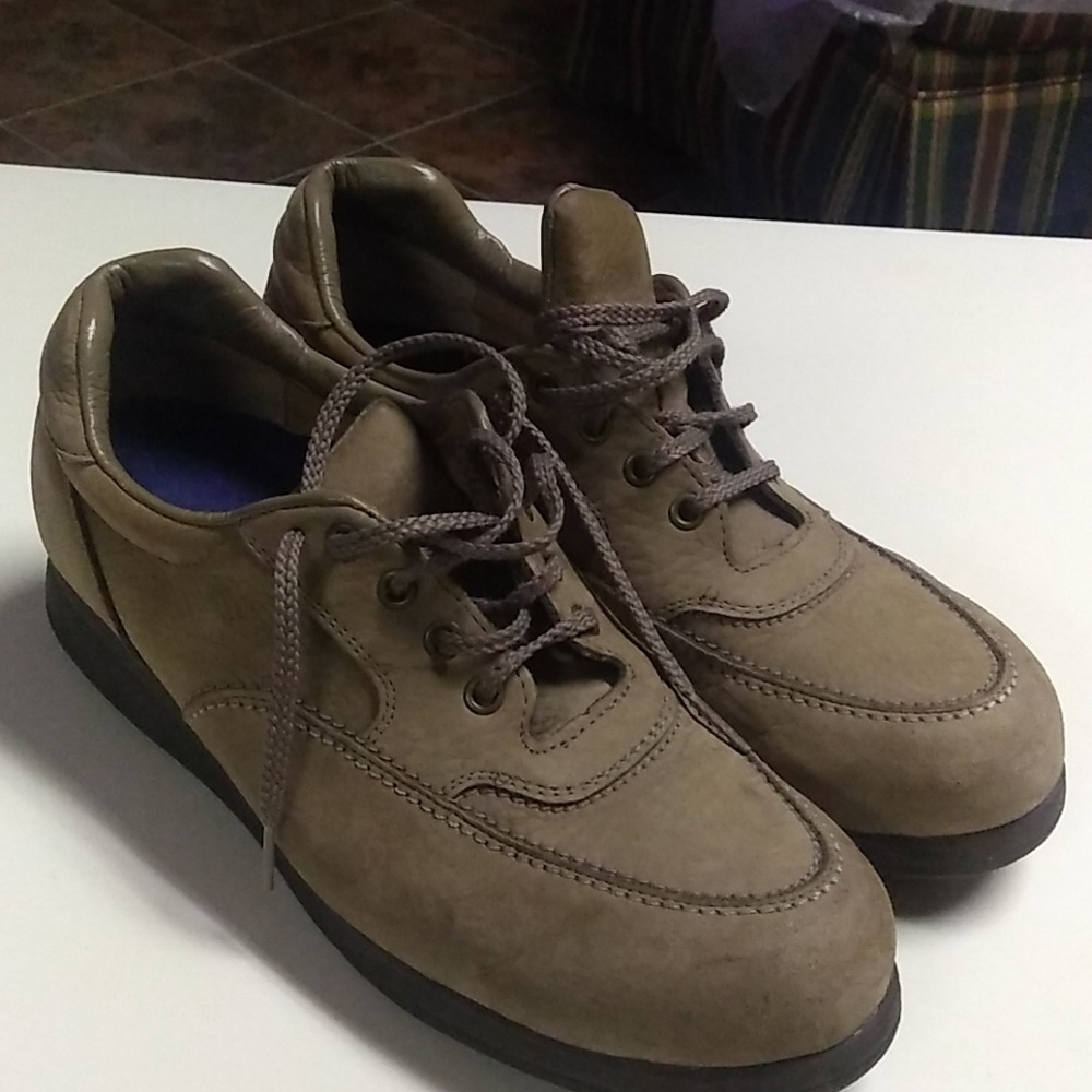 PW Minor leather shoe